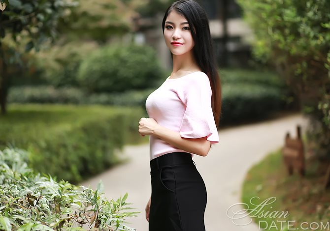member from China: Ying from Haikou, 25 yo, hair color Black