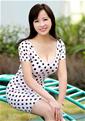 Date the woman of your dreams: hot Asian lady Laura