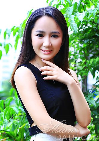 Eastern Asian American Member Yuexuan From Guiyang 25 Yo Hair Color Brown